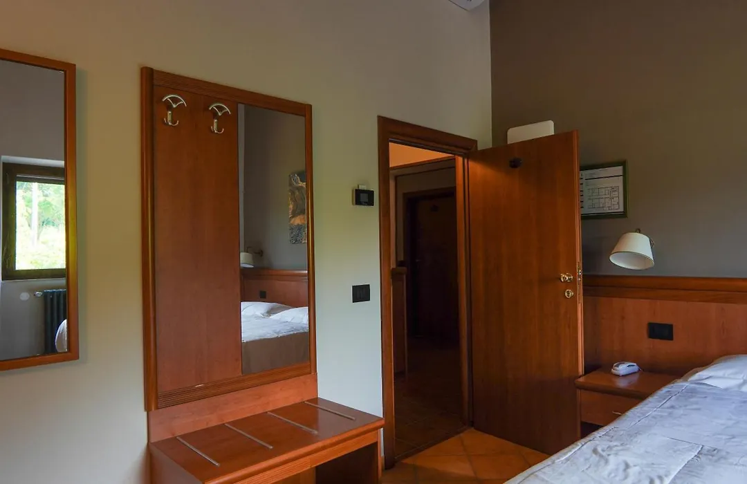 Hotel La Scottiglia e Ristorante-1